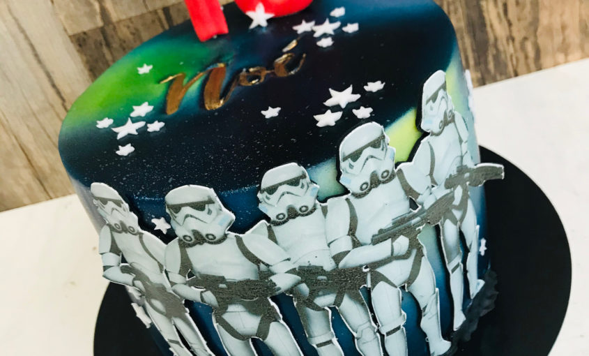 Gateau Star Wars Stormtrooper L Atelier De Dorothee